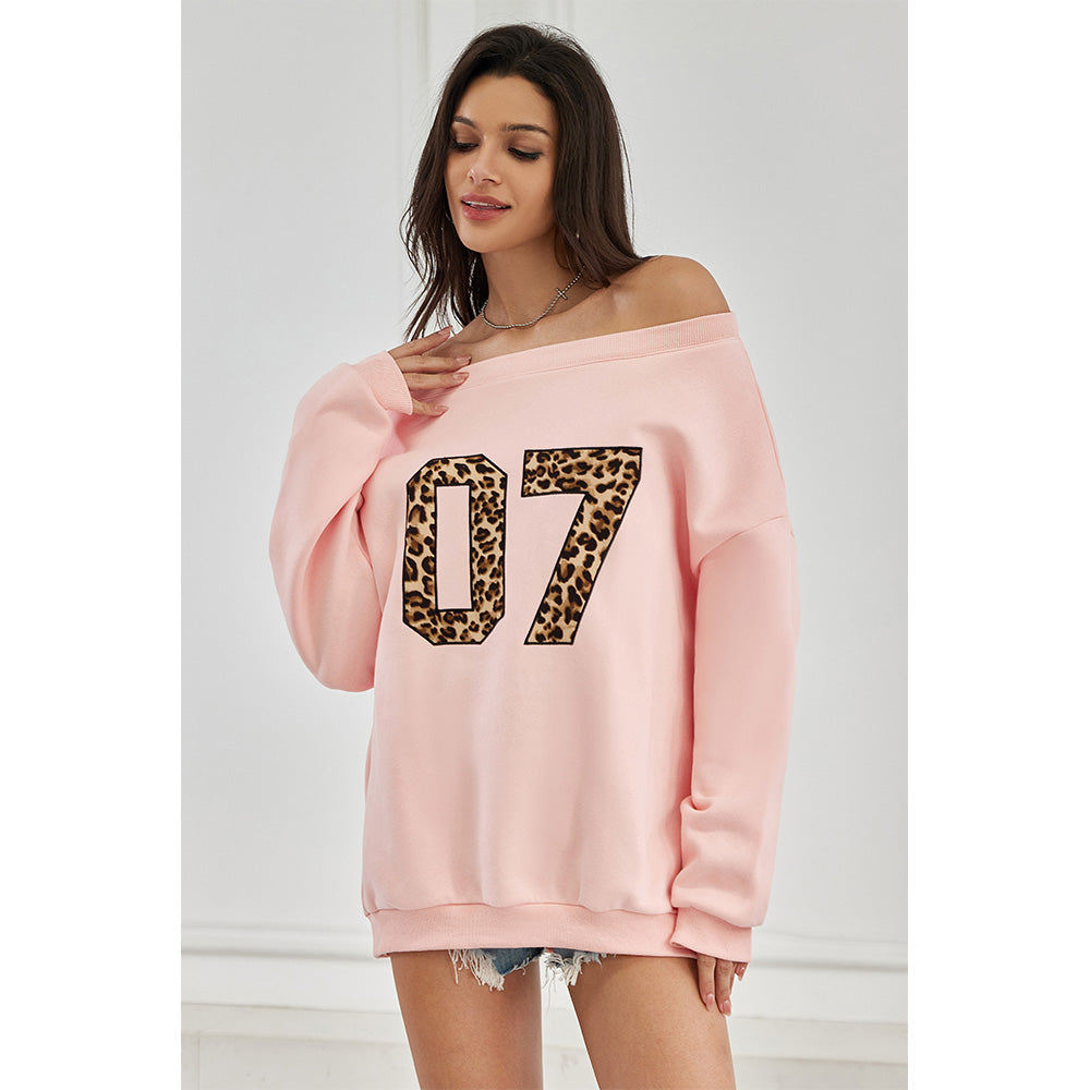 Attraco Women's Off shoulder Long Sleeve Sweatshirt Oversized Number Pattern Fleece lined Pullover Top Fallfreshness